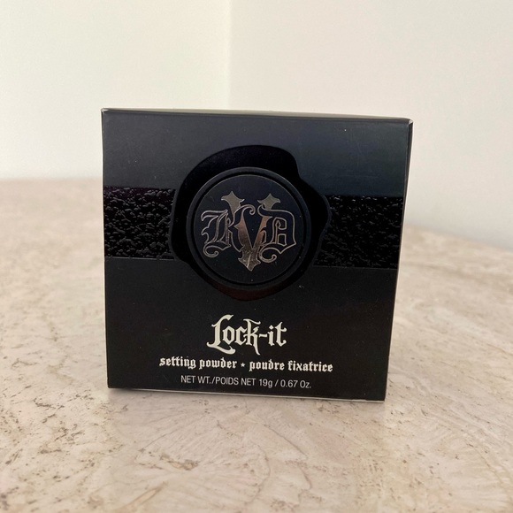 KVD Lock it Setting Powder - Picture 4 of 5